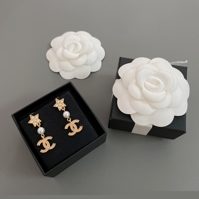 Ba*len*cia*ga earrings